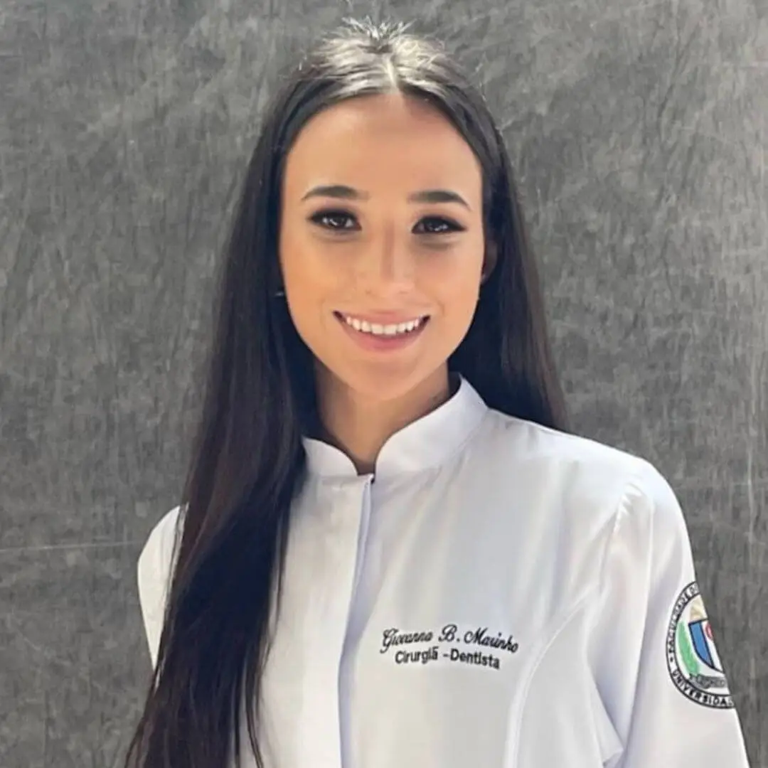 Giovanna Marinho - Odontopediatra | CRO 148196